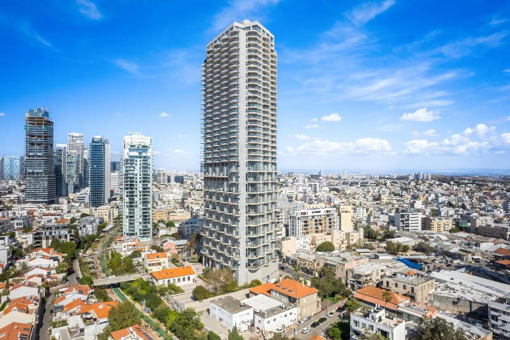 Neve Tzedek Tower